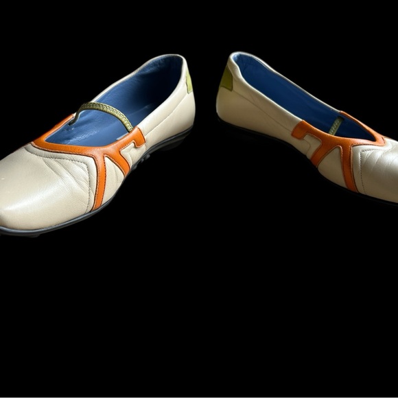 Barneys New York Italian Leather Women's Flats in Orange, Green & Cream sz 38 - Picture 2 of 6